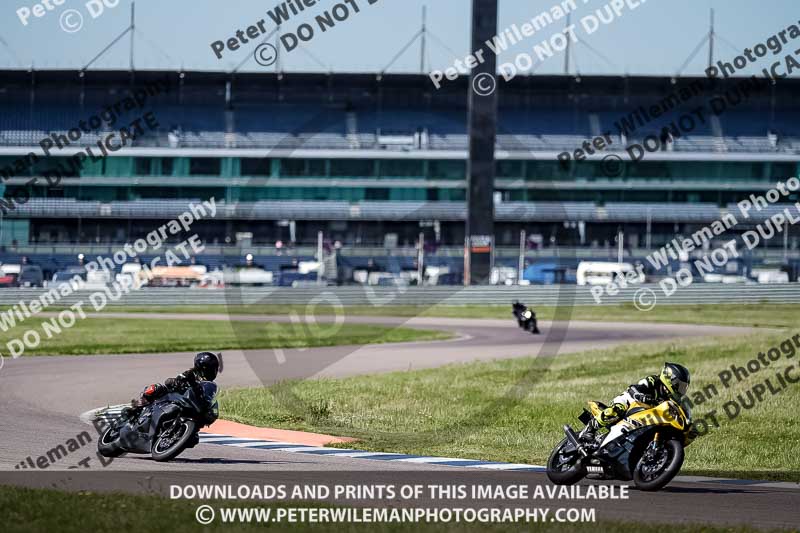 Rockingham no limits trackday;enduro digital images;event digital images;eventdigitalimages;no limits trackdays;peter wileman photography;racing digital images;rockingham raceway northamptonshire;rockingham trackday photographs;trackday digital images;trackday photos